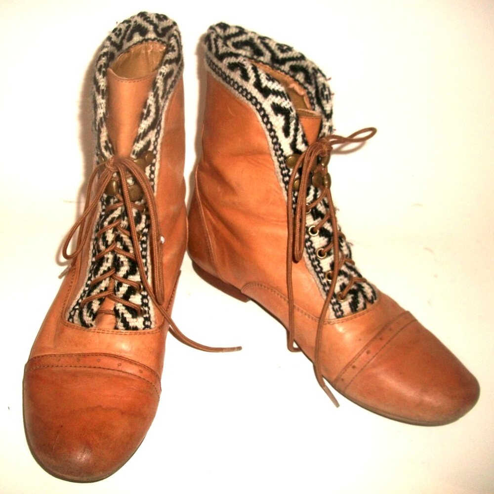 Inca Peru Handmade Tan-Leather Lace-UpBoots with Handwoven Peruvian Detail 8.5M